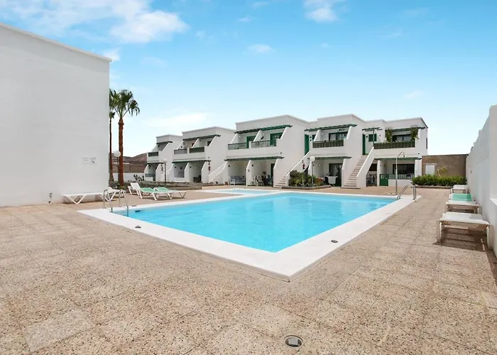 Charming In With Shared Pool - 50 M² *